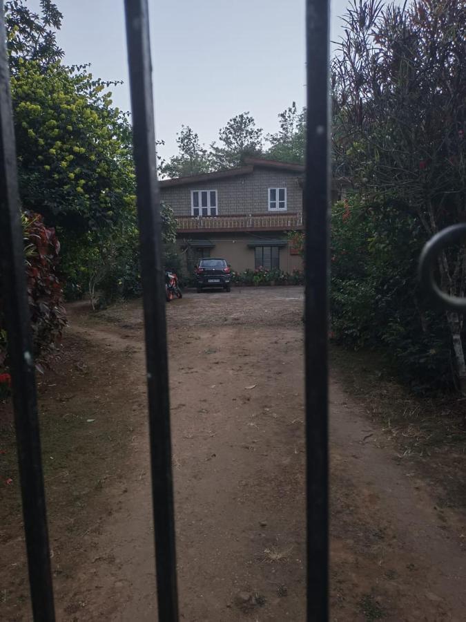 Appartamento Hill Side Estate Madikeri Esterno foto